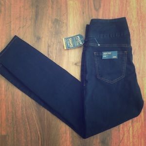 NWT JAG high rise dark wash skinny jeans size 6